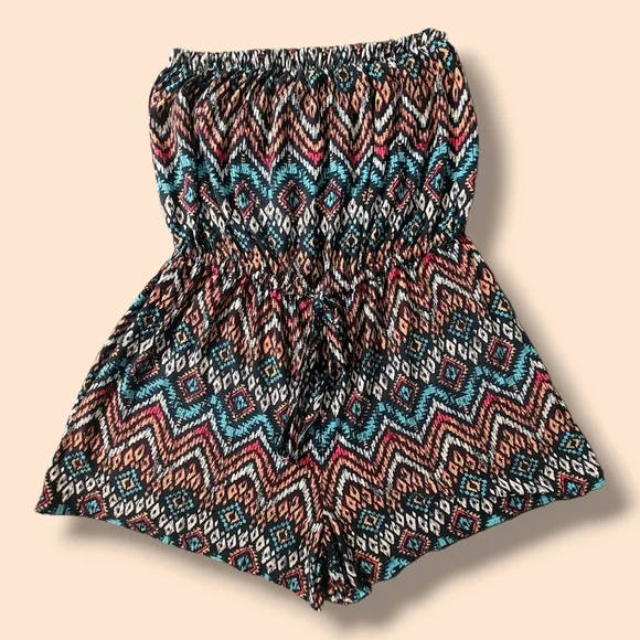 Eye Candy | Cool-Toned Patterned Romper/Jumpsuit | Size 1X Large | NEW | NWOT |โ - Picture 1 of 8